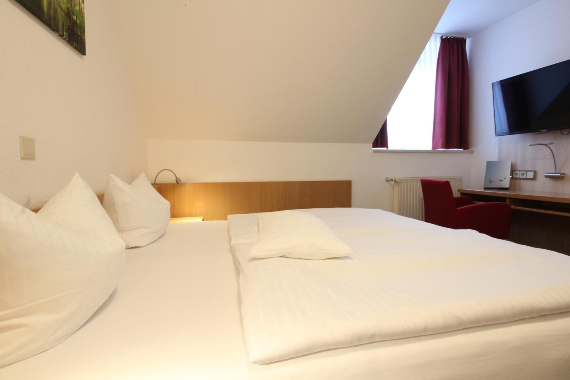 Pension & Restaurant Nordstern Котбус Экстерьер фото